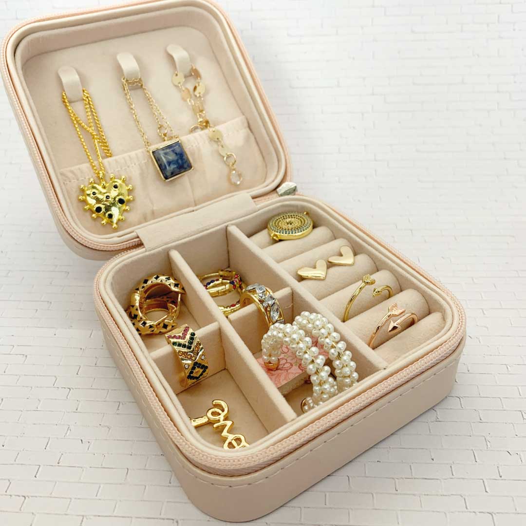 Compact Jewels Carry Case